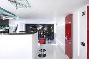 公寓式酒店 维特套房宾馆 3*