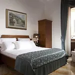 Della Vite Aparthotel